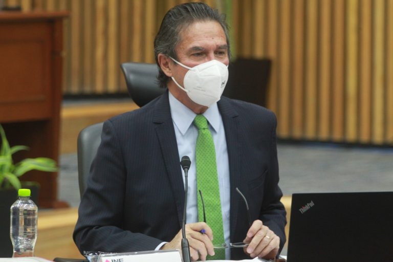 Edmundo Jacobo Molina, Secretario Ejecutivo.