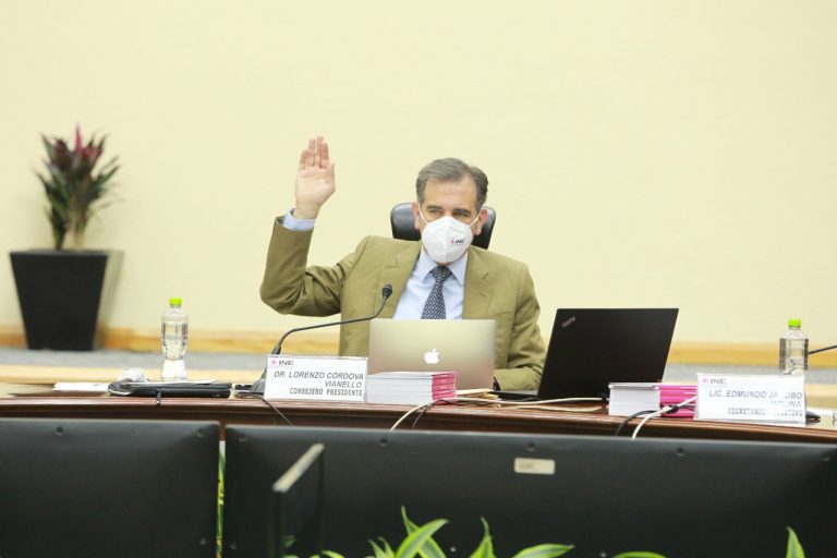 Lorenzo Córdova Vianello, Consejero Presidente.