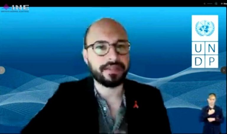 Carlos Cortés Zea, Oficial Nacional de Gobernanza Efectiva y Democracia ONUD.