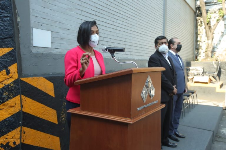 Norma Irene De La Cruz Magaña, Consejera Electoral del INE en el Banderazo de salida a distribución de papeletas para la consulta de Revocación de Mandato.