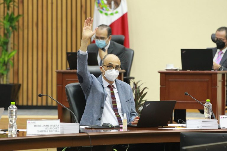 Claudia Zavala Pérez, Consejera Electoral.