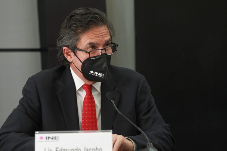 Lic. Edmundo Jacobo Molina. 
Secretario Ejecutivo del INE