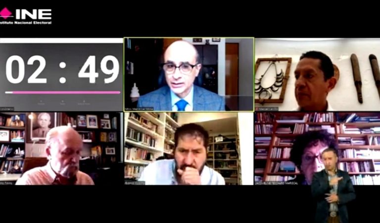 “Foro Informativo para las y los Visitantes Extranjeros en el marco del Proceso de Revocación de Mandato”.