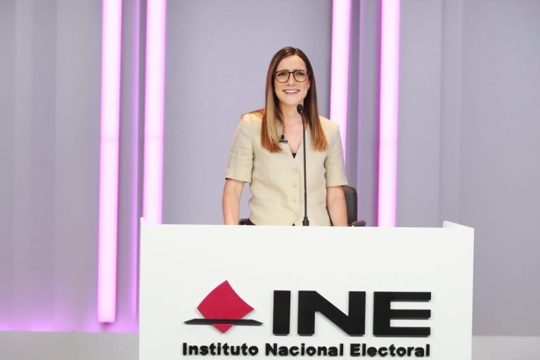 Luisa Cantú, Periodista.