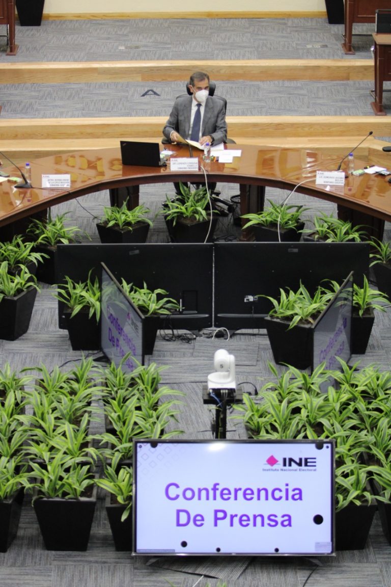 Lorenzo Córdova Vianello, Consejero Presidente del INE.