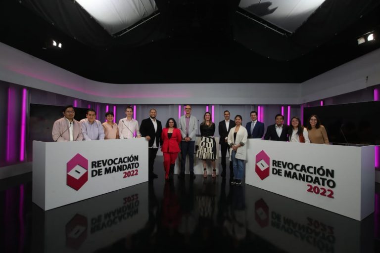 Clausura del Torneo de Debate Juvenil Revocación de Mandato.