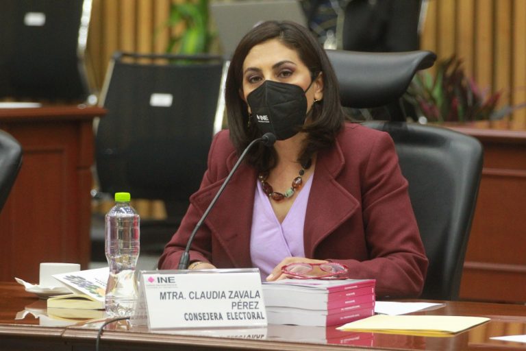 Claudia Zavala Pérez, Consejera Electoral.