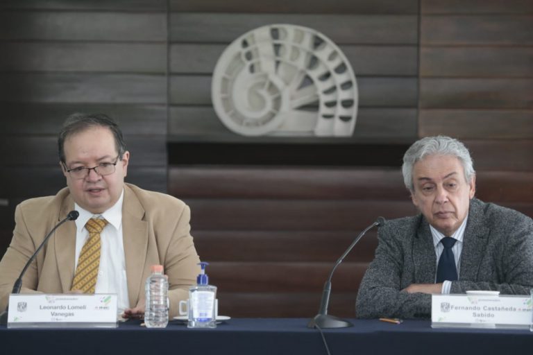 Leonardo Lomelí Vanegas el Secretario General de la UNAM  y Fernando Castañeda Sabido.