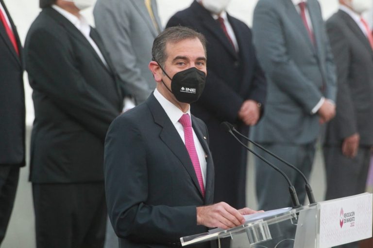 Ceremonia de Honores a la Bandera Proceso de Revocación de Mandato 2022.