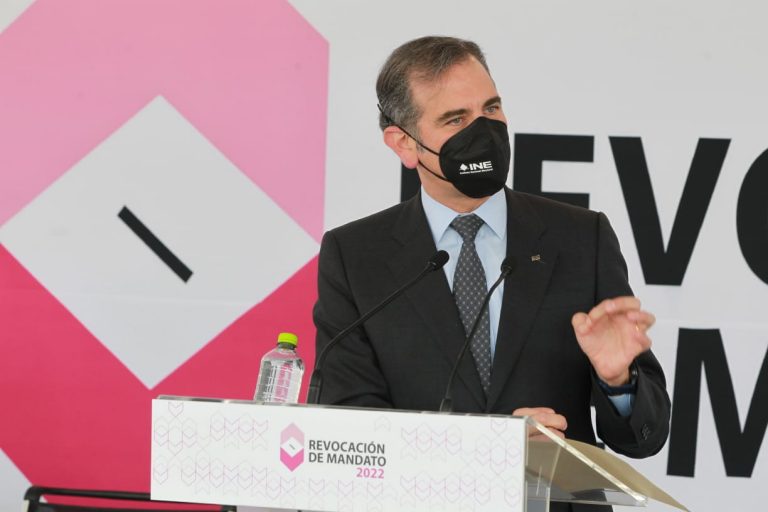 Lorenzo córdova Vianello,  Consejero Presidente.