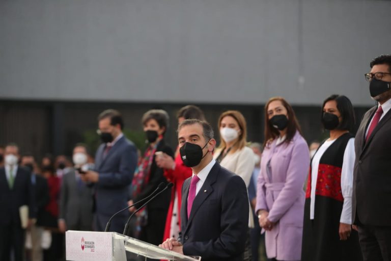 Ceremonia de Honores a la Bandera Proceso de Revocación de Mandato 2022.