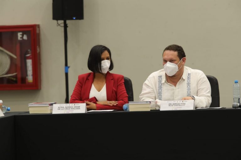 Norma Irene De La Cruz Magaña Consejera Electoral del INE y Sergio Iván Ruíz Castellot Titular de la Junta Local Ejecutiva del INE en Tamaulipas.