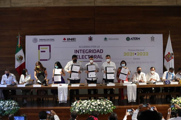 Firma del Acuerdo de Integridad Electoral, Proceso Electoral 2021-2022 realizada en el estado de Oaxaca.
