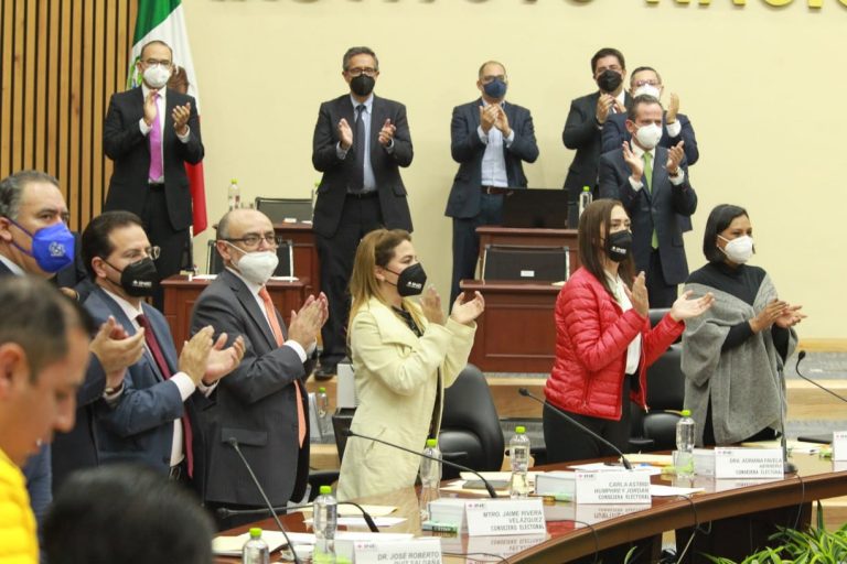 Reanudación de la Sesión Extraordinaria del Consejo General.