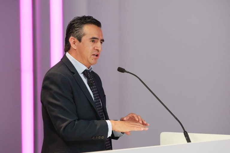 Issac De Paz, Investigador UABC.