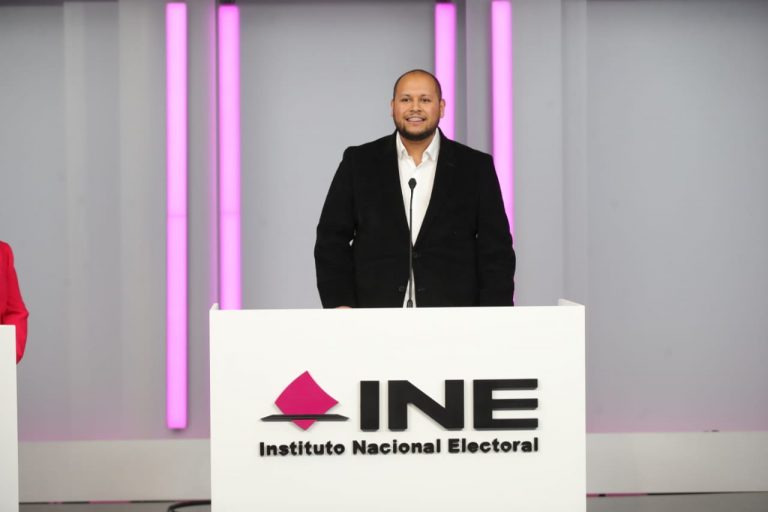 Sergio Luna Amaya, Director de la Asociación Mexicana de Debate.