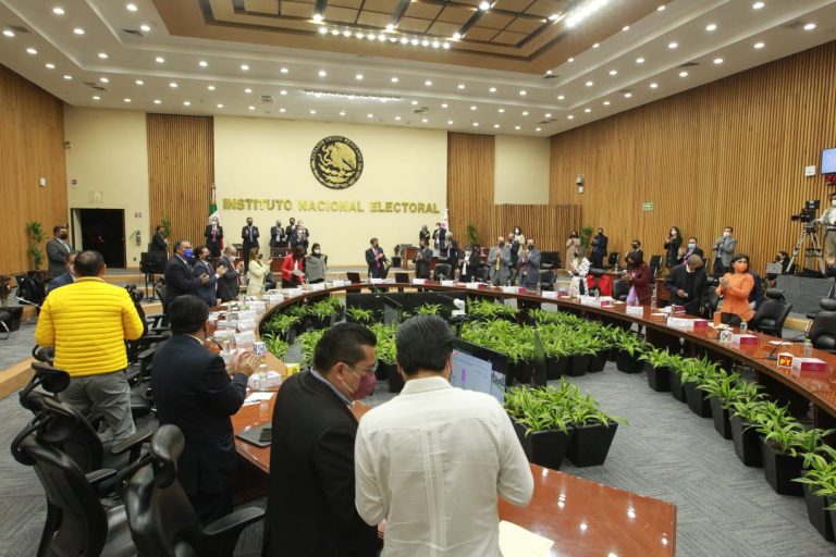 Reanudación de la Sesión Extraordinaria del Consejo General.