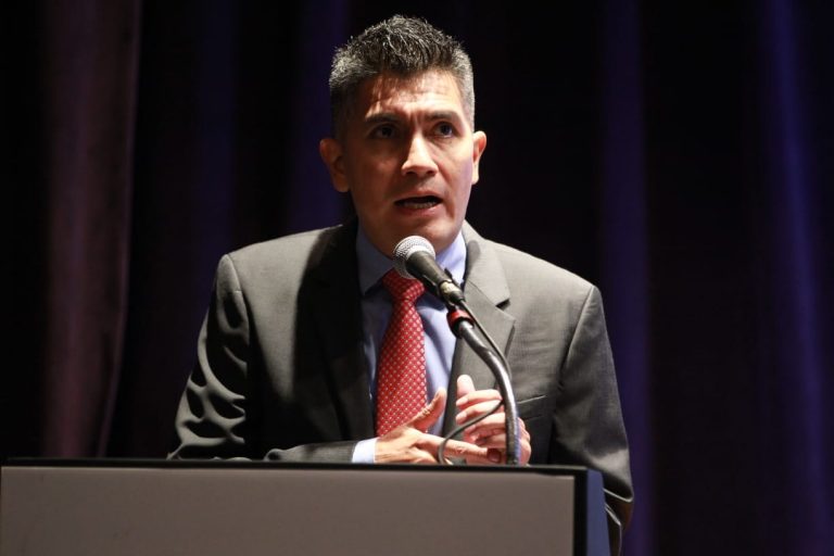 Luigi Villegas Alarcón, Presidente Provisional  de la Comisión Estatal Electoral.