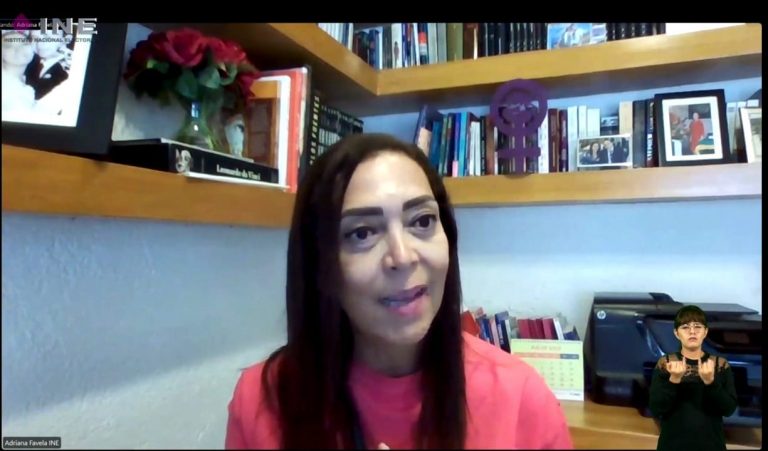 Adriana Favela Herrera, Consejera Electoral en los Comentarios a las presentaciones.