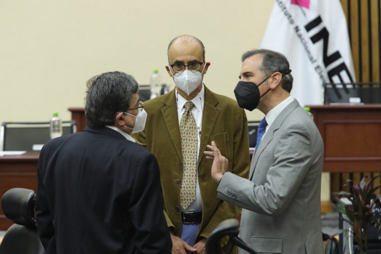 Sesión extraordinaria del Consejo General.