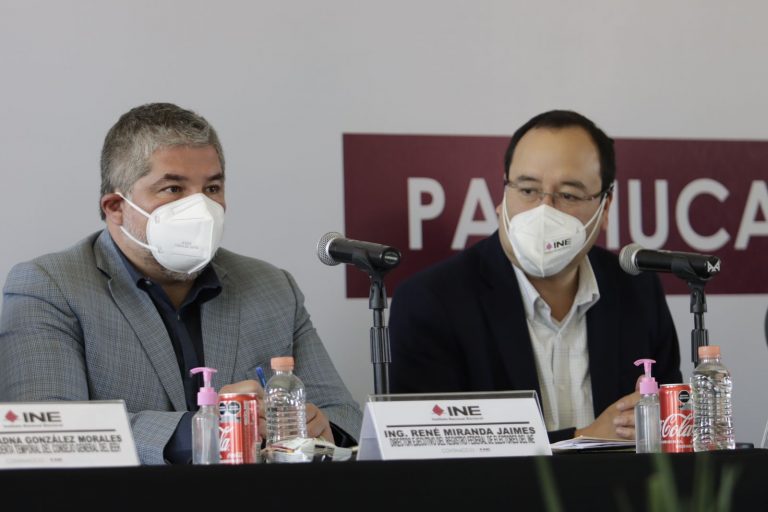 Rene Miranda Jaimes, Director Ejecutivo del Registro Federal de Electores y Ciro Murayama Rendón, Consejero Electoral del INE.