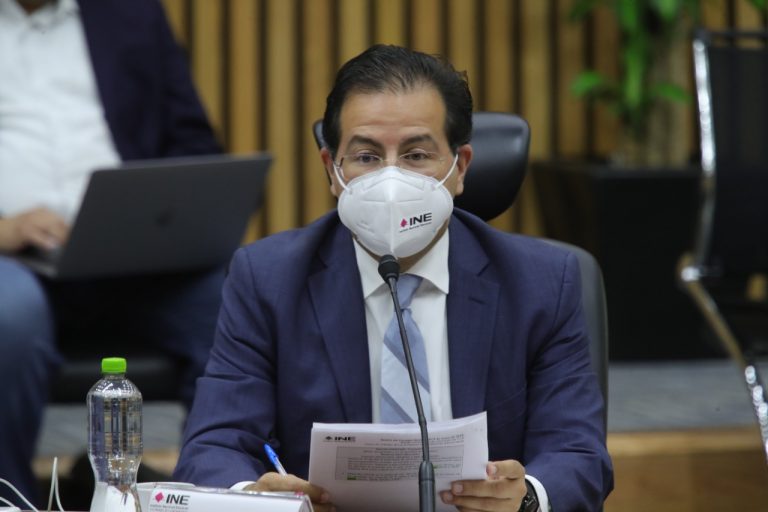 José Roberto Ruíz Saldaña, Consejero Electoral.