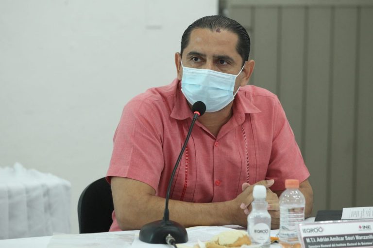 Adrián Amilcar Sauri Manzanillo, Consejero Electoral del Instituto Electoral de Quintana Roo.
