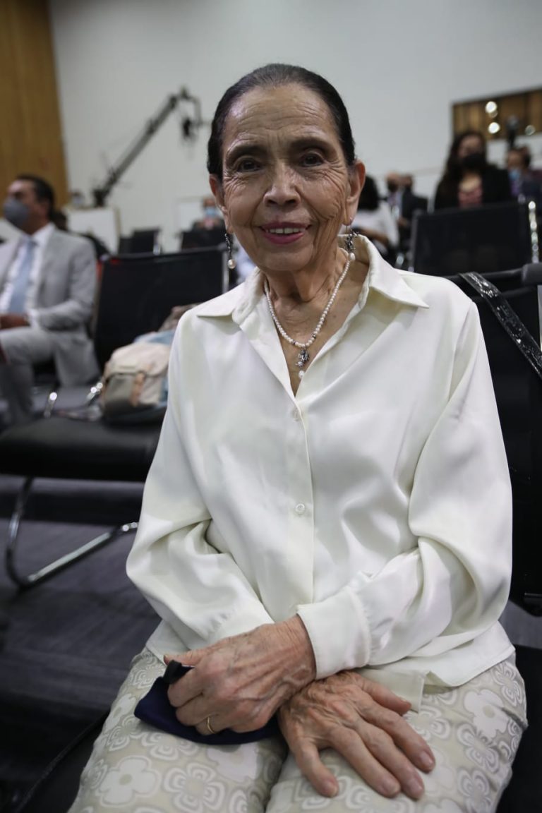 María Elena Álvarez de Vicencio