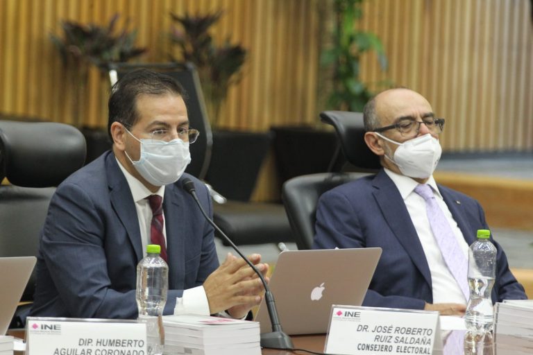 José Roberto Ruíz Saldaña y Jaime Rivera Velázquez Consejeros Electorales.