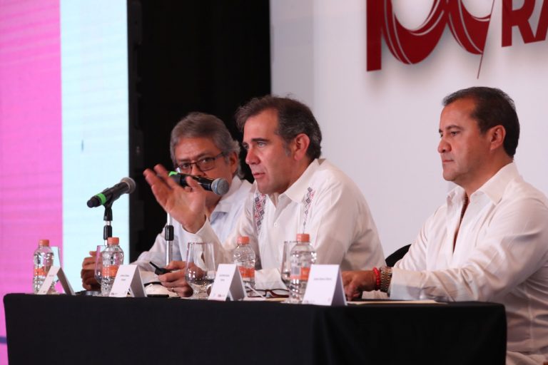 Participación del Consejero Presidente del INE Dr.Lorenzo Córdova Vianello con la Conferencia "Balance del Funcionamiento del Modelo de Comunicación Política-Electoral".