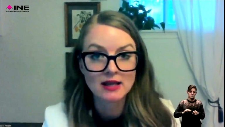 Lisa Reppel, Especilaista en redes sociales globales y desinformación de IFES.