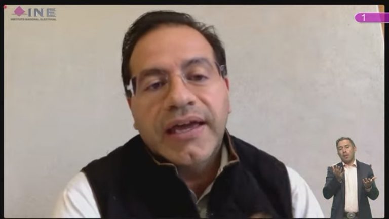 José Roberto ruíz Saldaña, Consejero Electoral.