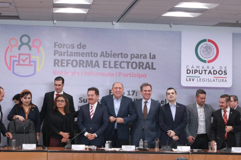 Participación del Dr. Lorenzo Córdova Vianello Consejero Presidente del INE en el Foro17: Sustitución del INE por el Instituto Nacional de Elecciones y Consultas.