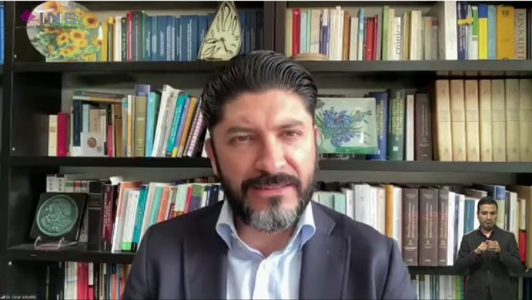 César Astudillo, Investigador de la UNAM.