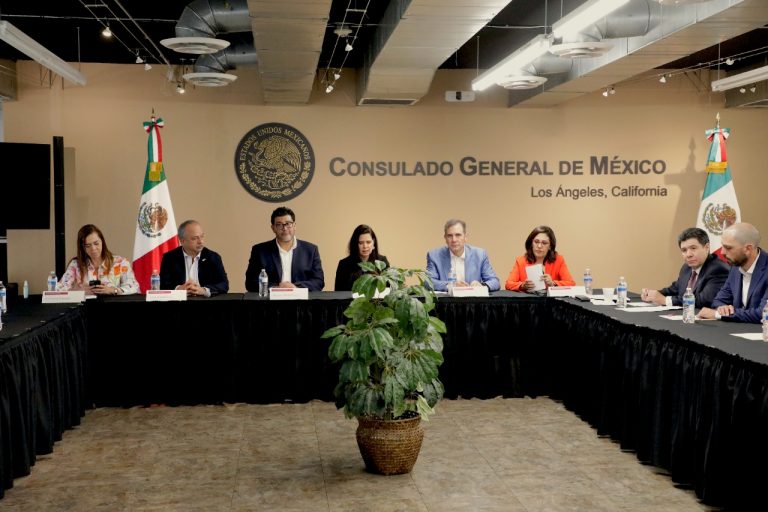 Reunión del Instituto Nacional Electoral (INE) y el Tribunal Electoral del Poder Judicial de la Federación (TEPJF) con personal consular de Los Ángeles e integrantes de diferentes organizaciones de connacionales en Los Ángeles, California.