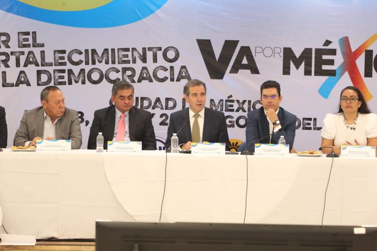 Foro Por el Fortalecimiento de la Democracia, realizado en la Cámara de Diputados.