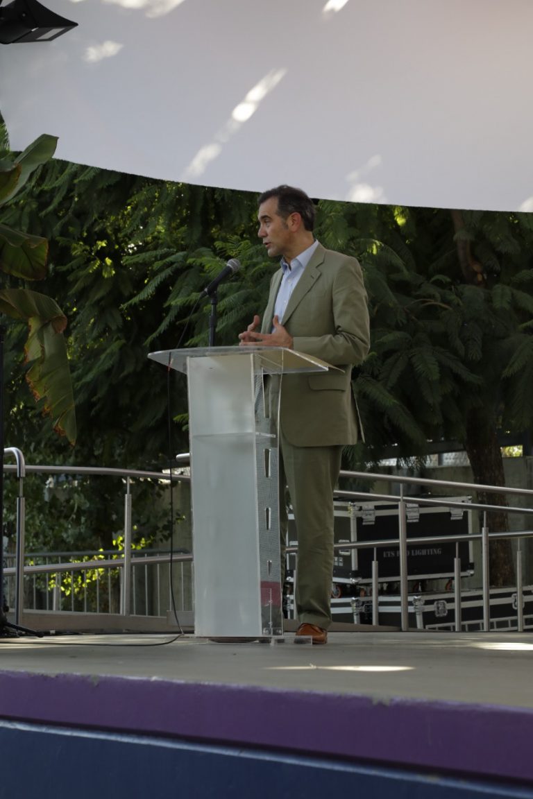 Participación del Dr. Lorenzo Córdova Consejero Presidente del Instituto Nacional Electoral en la Feria del Libro en Español y el Festival Literario LéaLA, en Los Ángeles, California.