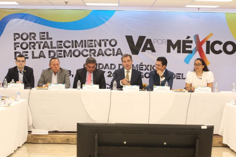 Foro Por el Fortalecimiento de la Democracia, realizado en la Cámara de Diputados.