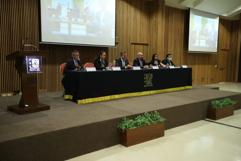 Conferencia Magistral dictada por el Dr. Lorenzo Córdova Vianello Consejero Presidente del INE en la Facultad de Estudios Superiores (FES) Acatlán.