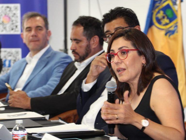 Claudia Zavala Pérez, Consejera Electoral en la Presentación de la Semana Jalisco en Los Ángeles, California.