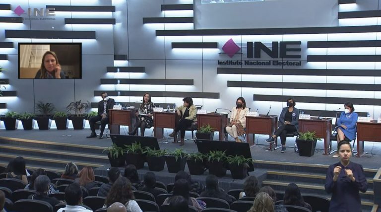 Karine Tinat, Directora del Centro de Estudios de Género, COLMEX.