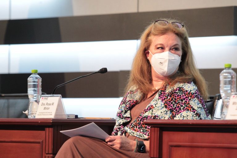 Rosa María Mirón Lince, Académica e Investigadora de la UNAM.