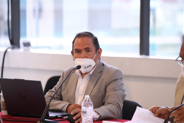 Luis Ruvalcaba Pérez, Subdirector de Desarrollo de Sistemas Geográficos Electorales del INE.