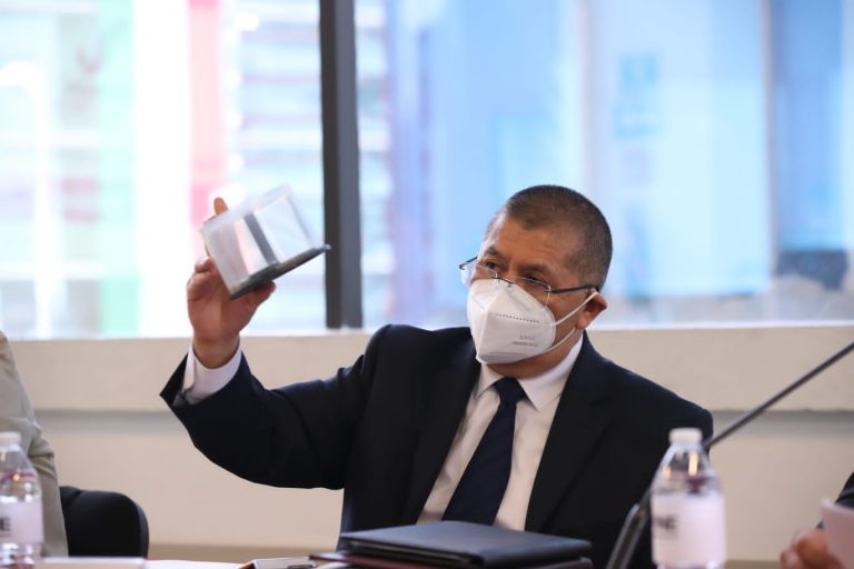 Alfredo Ayala Herrera, Notario Público 237 de la Ciudad de México