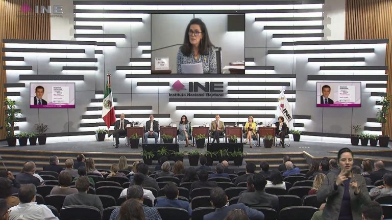 Ceremonia Institucional con motivo del Décimo Aniversario Luctuoso, Maestro Alonso Lujambio Irázabal.