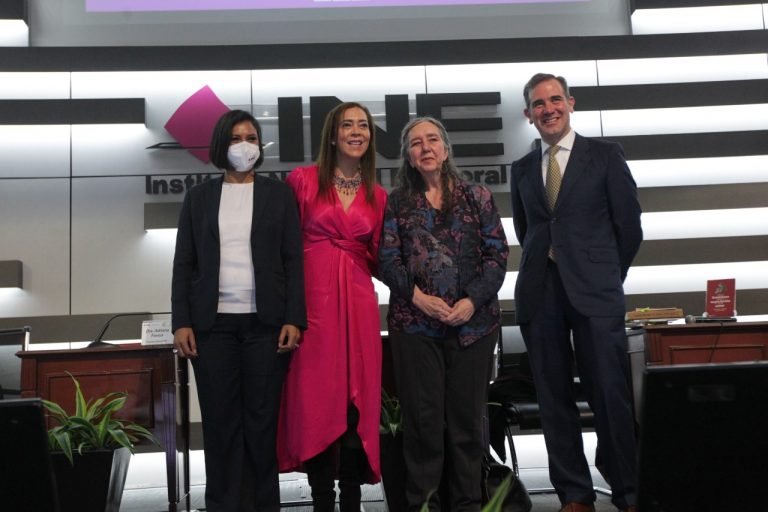 Conferencia Magistral “Los derechos políticos de las mujeres desde una perspectiva mexicana”