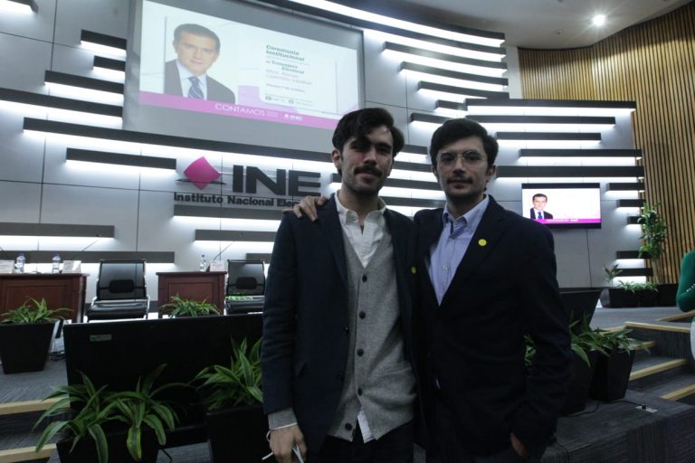 Ceremonia Institucional con motivo del Décimo Aniversario Luctuoso, Maestro Alonso Lujambio Irázabal.