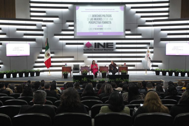 Conferencia Magistral “Los derechos políticos de las mujeres desde una perspectiva mexicana”