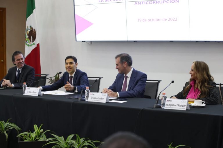 Roberto Moreno Herrera Secretario Técnico de la Secretaría Ejecutiva del Sistema Nacional Anticorrupción y Lorenzo Córdova Vianello Consejero Presidente del INE.