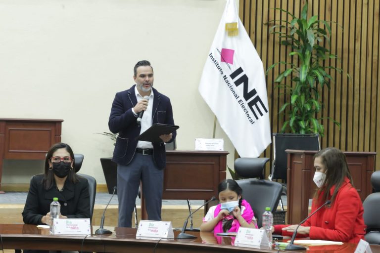 Roberto Heycher Cardiel Soto, Director Ejecutivo de Capacitación Electoral y Educación Cívica del INE.